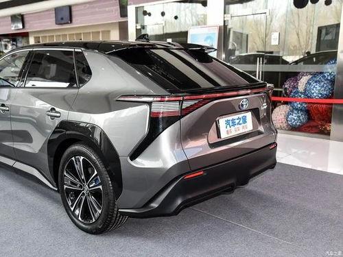 丰田电车爆料视频最新,神秘性能参数曝光，未来市场格局再起波澜